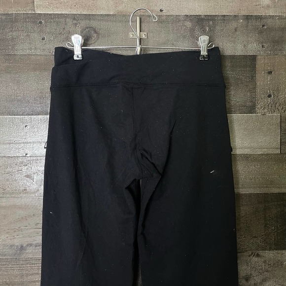 SOLD Lululemon Astro Pant 8 - Picture 5 of 6